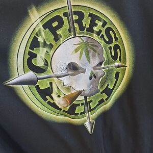 Black Graphic Tee - Short Sleeve